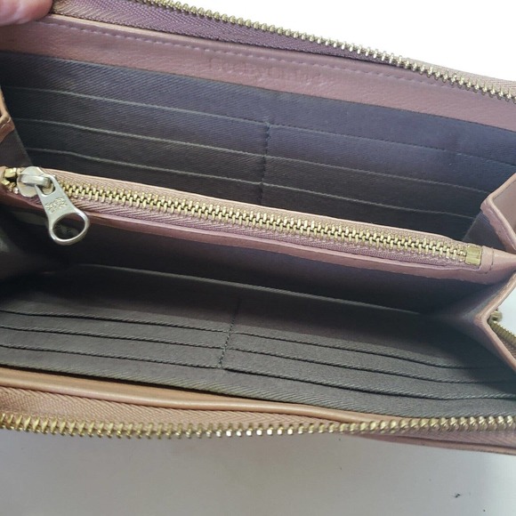 See By Chloe Geniue Leather Zip Around Wallet Beige Light Brown Large Clutch - Picture 6 of 11